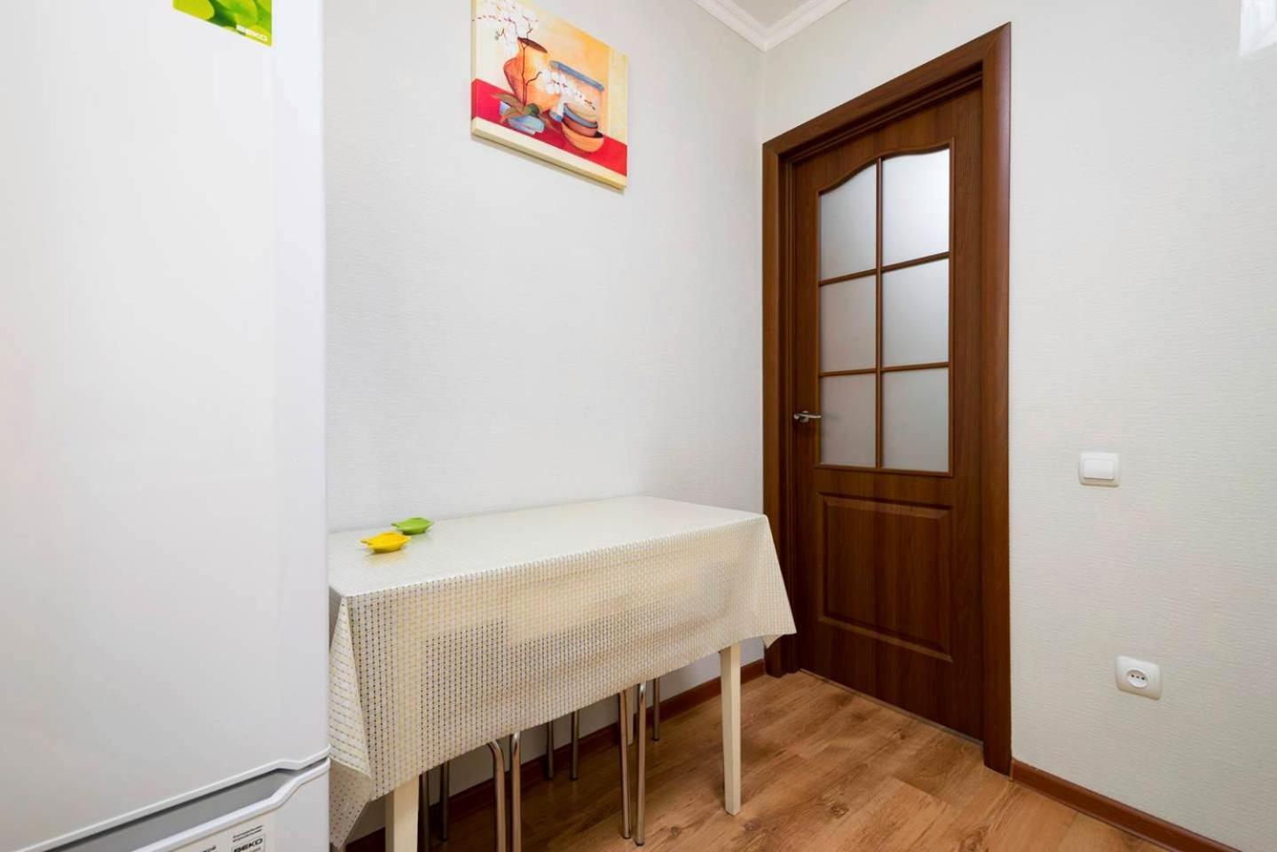 Nadezhda Apartments On Abay Avenue 59 Алма Ата Екстериор снимка